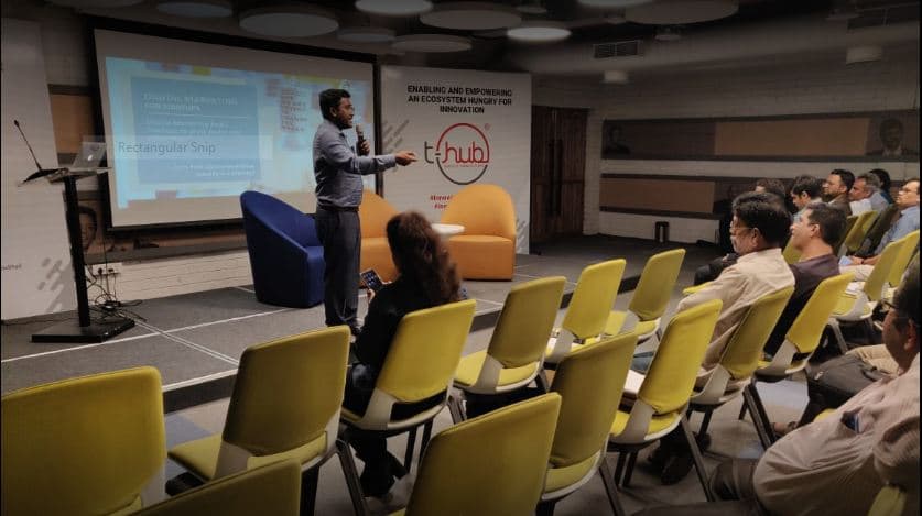 Measure Marketer (Formerly Make Marketer ) - Digital Marketing Immersive Bootcamp Images photo 1